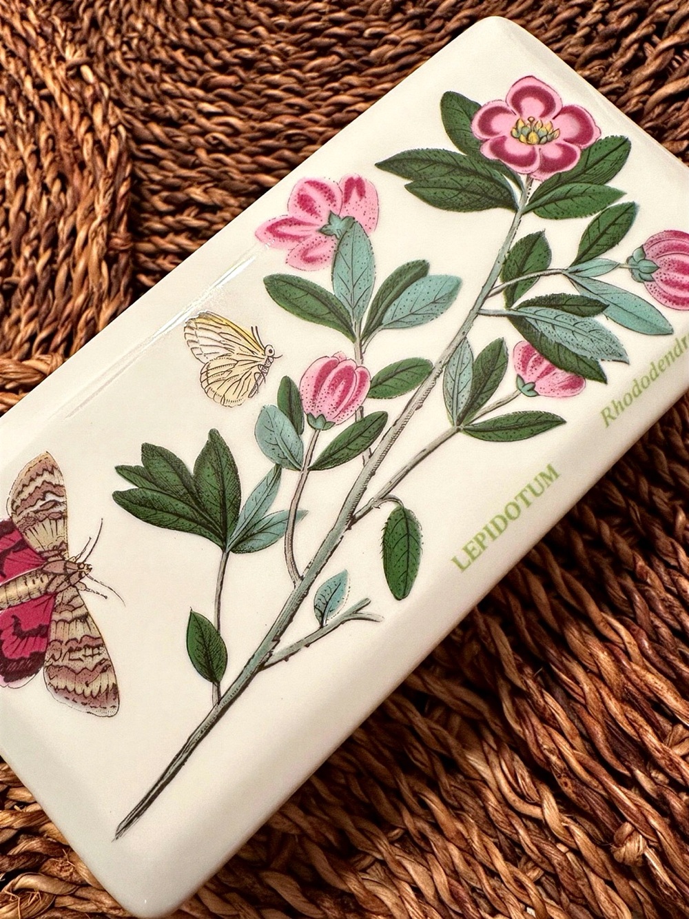 Vintage Portmeirion Botanic Garden (Lepidotum/Rhododendron) Covered Butter Dish - Picture 5 of 5